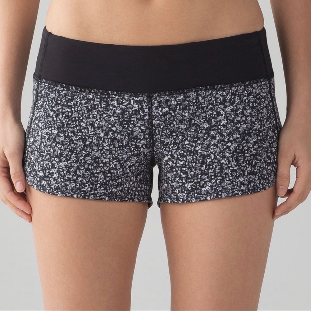 Lululemon Speed Short (4-way Stretch 2 1/2" )